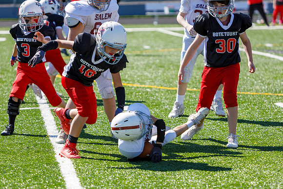 19 J-10-19-24-Salem-Botetourt-Sandlot- Fball-10s-6955 October