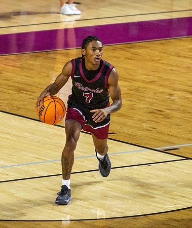 017-R-11-15-25-ROA COLLEGE-Bball-8587