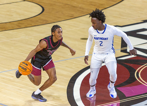 018-R-11-15-25-ROA COLLEGE-Bball-8589
