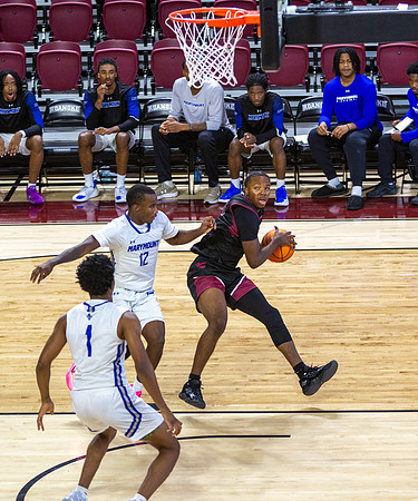 029-R-11-15-25-ROA COLLEGE-Bball-8615