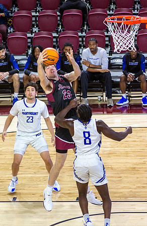 040-R-11-15-25-ROA COLLEGE-Bball-8643