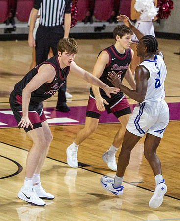 045-R-11-15-25-ROA COLLEGE-Bball-8651