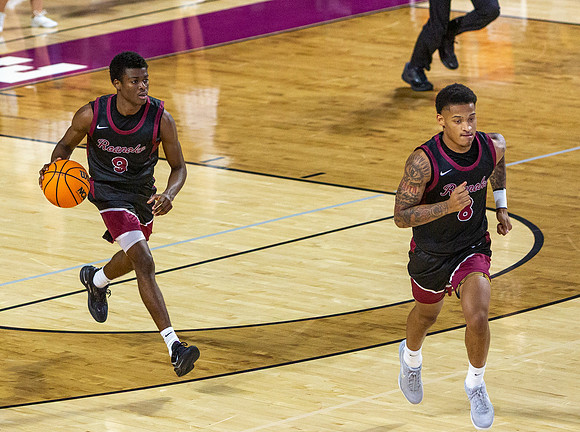 047-R-11-15-25-ROA COLLEGE-Bball-8655
