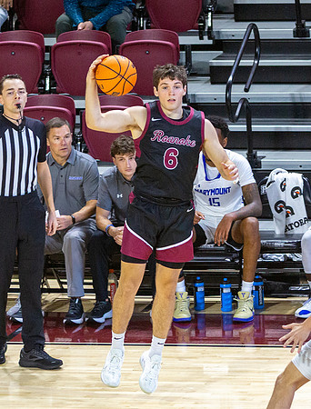 049-R-11-15-25-ROA COLLEGE-Bball-8659