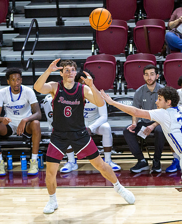 048-R-11-15-25-ROA COLLEGE-Bball-8658