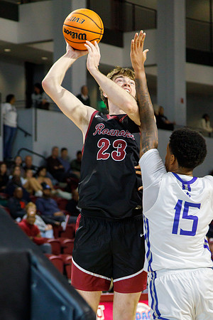079-J-11-15-25-RoaCollege-Bball-57