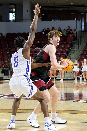 107-J-11-15-25-RoaCollege-Bball-183