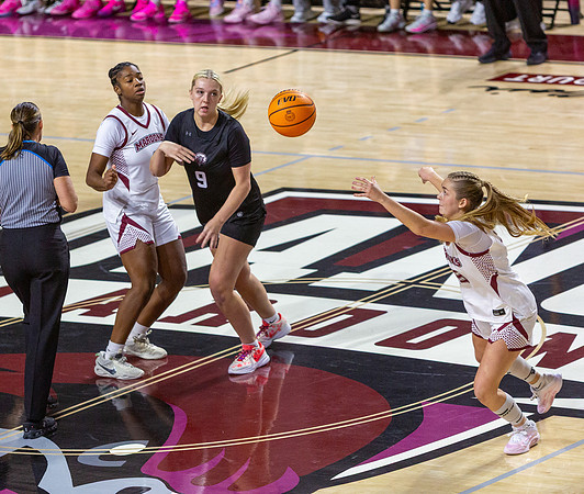 003-R-11-15-25-ROA COLLEGE-Bball-8737