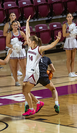 020-R-11-15-25-ROA COLLEGE-Bball-8787