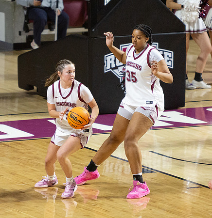 022-R-11-15-25-ROA COLLEGE-Bball-8795