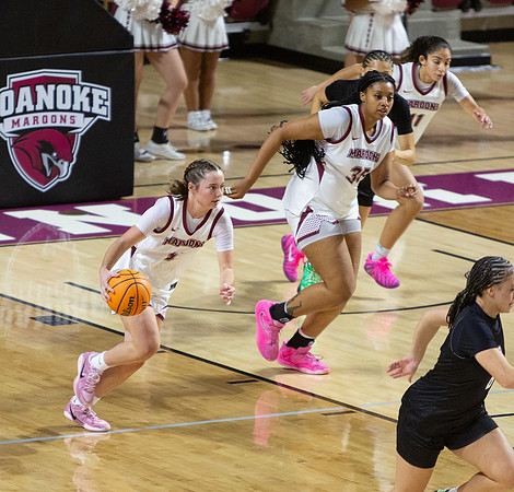023-R-11-15-25-ROA COLLEGE-Bball-8796