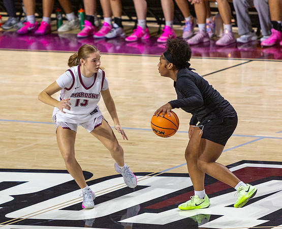 033-R-11-15-25-ROA COLLEGE-Bball-8815