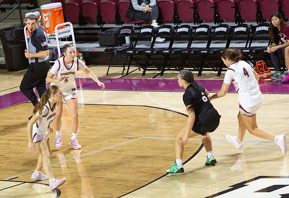 037-R-11-15-25-ROA COLLEGE-Bball-8825