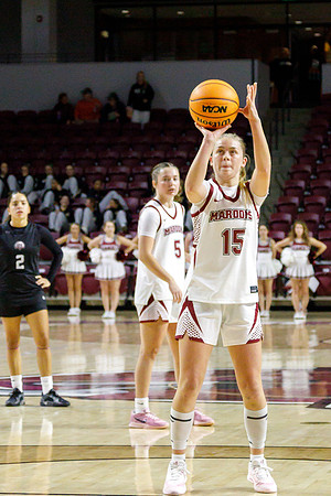 059-J-11-15-25-RoaCollege-Bball-225