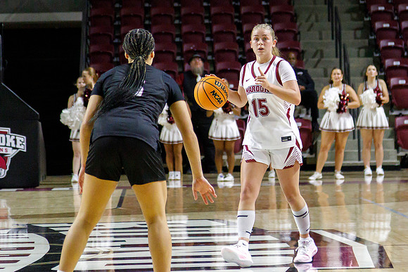 068-J-11-15-25-RoaCollege-Bball-252