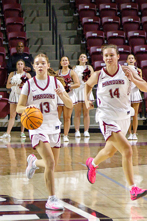 072-J-11-15-25-RoaCollege-Bball-275