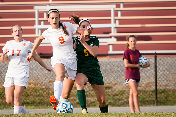001-j-05-28-15-soccer-7543