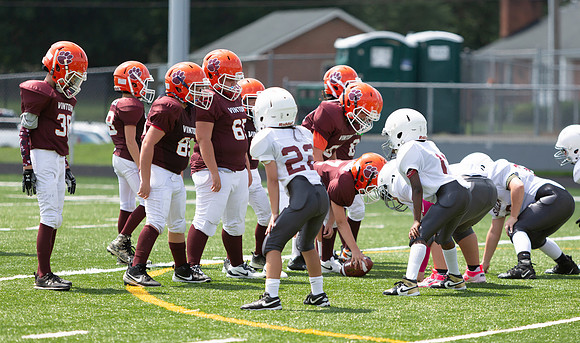 R-08-16-25-Salem-Vinton-Youth-Fball-3870
