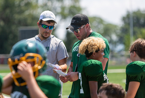 R-08-16-25-Glenvar-CS-Youth-Fball-4124