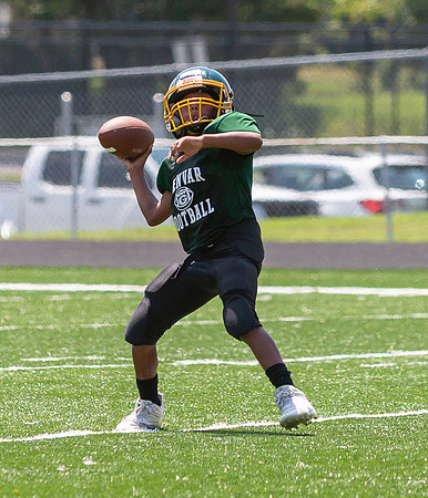 R-08-16-25-Glenvar-CS-Youth-Fball-4079