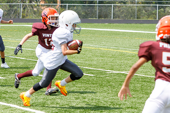 J-08-16-25-Youth-Fball-Salem-Vinton-87