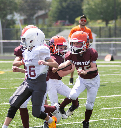 R-08-16-25-Salem-Vinton-Youth-Fball-3897