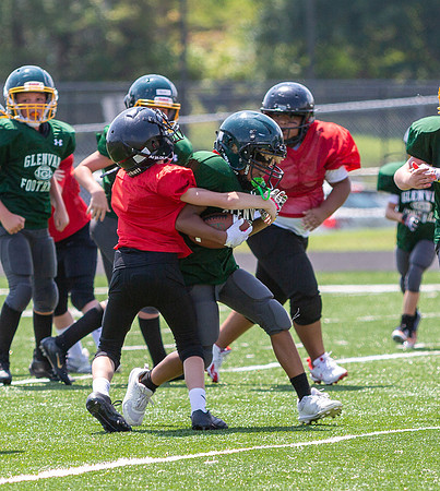 R-08-16-25-Glenvar-CS-Youth-Fball-4044