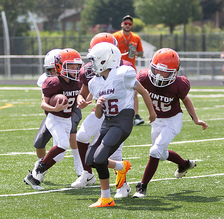 R-08-16-25-Salem-Vinton-Youth-Fball-3896