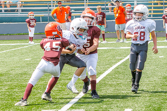 J-08-16-25-Youth-Fball-Salem-Vinton-51