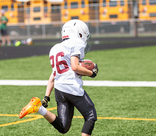 R-08-16-25-Salem-Vinton-Youth-Fball-3828