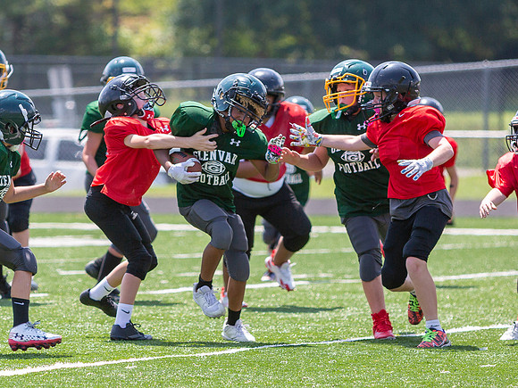R-08-16-25-Glenvar-CS-Youth-Fball-4045