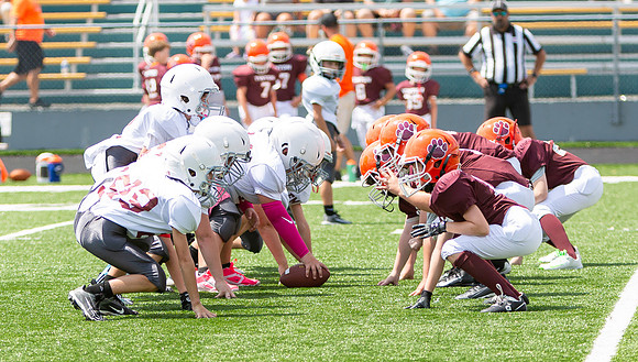 R-08-16-25-Salem-Vinton-Youth-Fball-3742