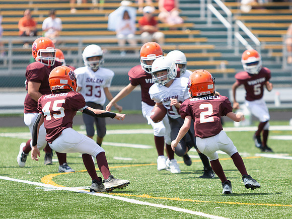 R-08-16-25-Salem-Vinton-Youth-Fball-3930