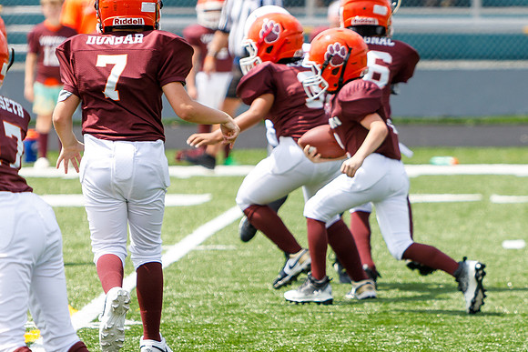 J-08-16-25-Youth-Fball-Salem-Vinton-104