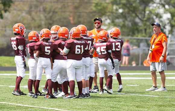 R-08-16-25-Salem-Vinton-Youth-Fball-3830