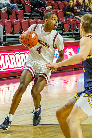 33 J-01-03-24-Roa-Colg-Mens-Bball-8800