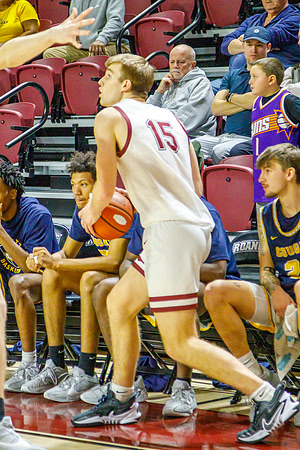 55 J-01-03-24-Roa-Colg-Mens-Bball-8839