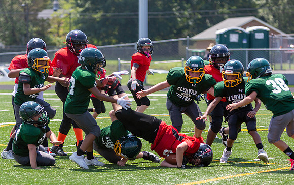 R-08-16-25-Glenvar-CS-Youth-Fball-4152