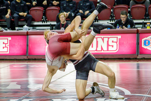 4 J-01-18-24-RoaCol-Wrestle-9409