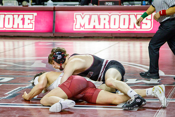 12 J-01-18-24-RoaCol-Wrestle-9425