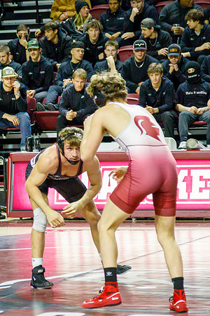 29 J-01-18-24-RoaCol-Wrestle-9463