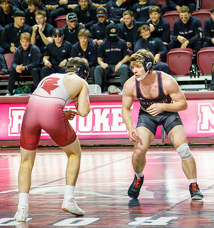 39 J-01-18-24-RoaCol-Wrestle-9492