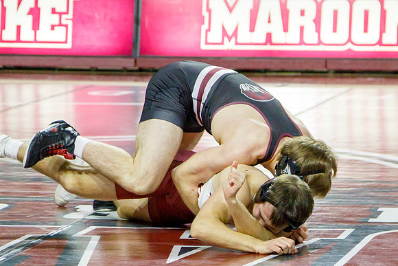 42 J-01-18-24-RoaCol-Wrestle-9498