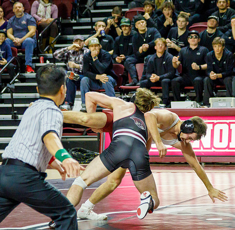 46 J-01-18-24-RoaCol-Wrestle-9504