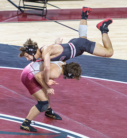 51 1-R-01-18-24-RoaCol-Wrestling-9316