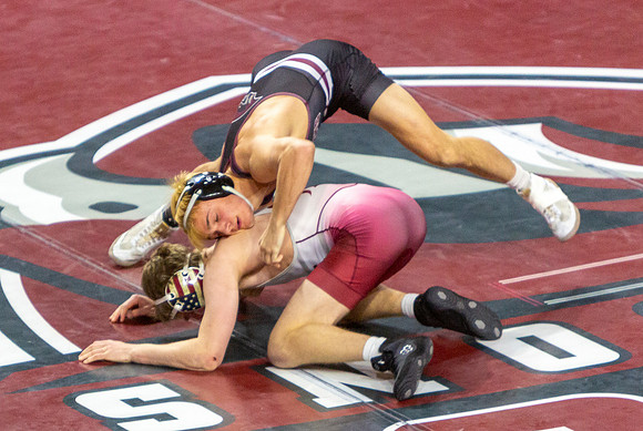 55 5-R-01-18-24-RoaCol-Wrestling-9349