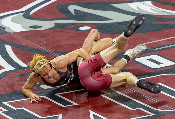 58 8-R-01-18-24-RoaCol-Wrestling-9380