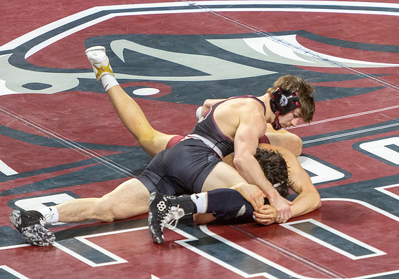 64 14-R-01-18-24-RoaCol-Wrestling-9423