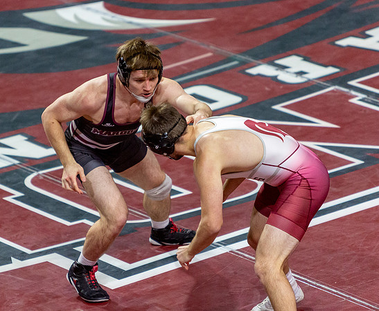 71 21-R-01-18-24-RoaCol-Wrestling-9531