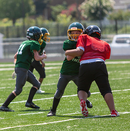 R-08-16-25-Glenvar-CS-Youth-Fball-4028